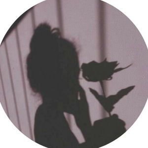 Meet your Posher, Chanel